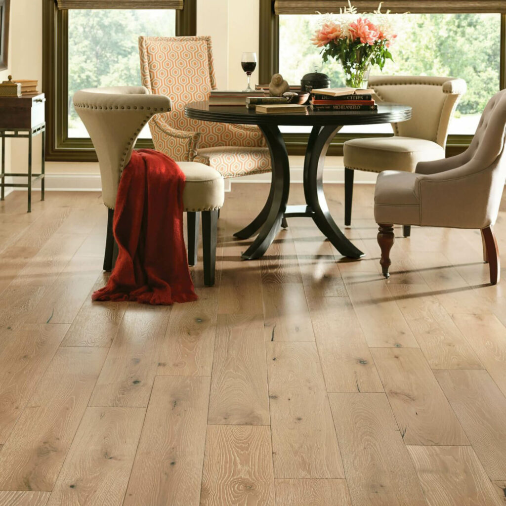 Hardwood flooring | Broadway Carpets, Inc