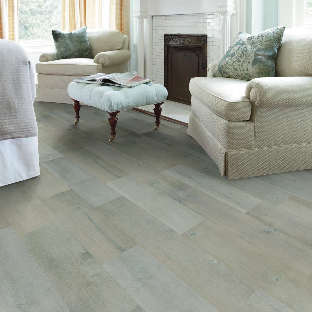 Hardwood flooring | Broadway Carpets, Inc