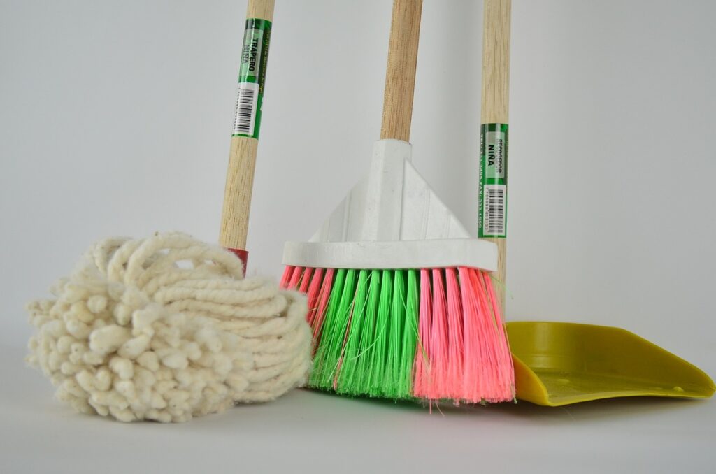 Broom dust pan | Broadway Carpets, Inc